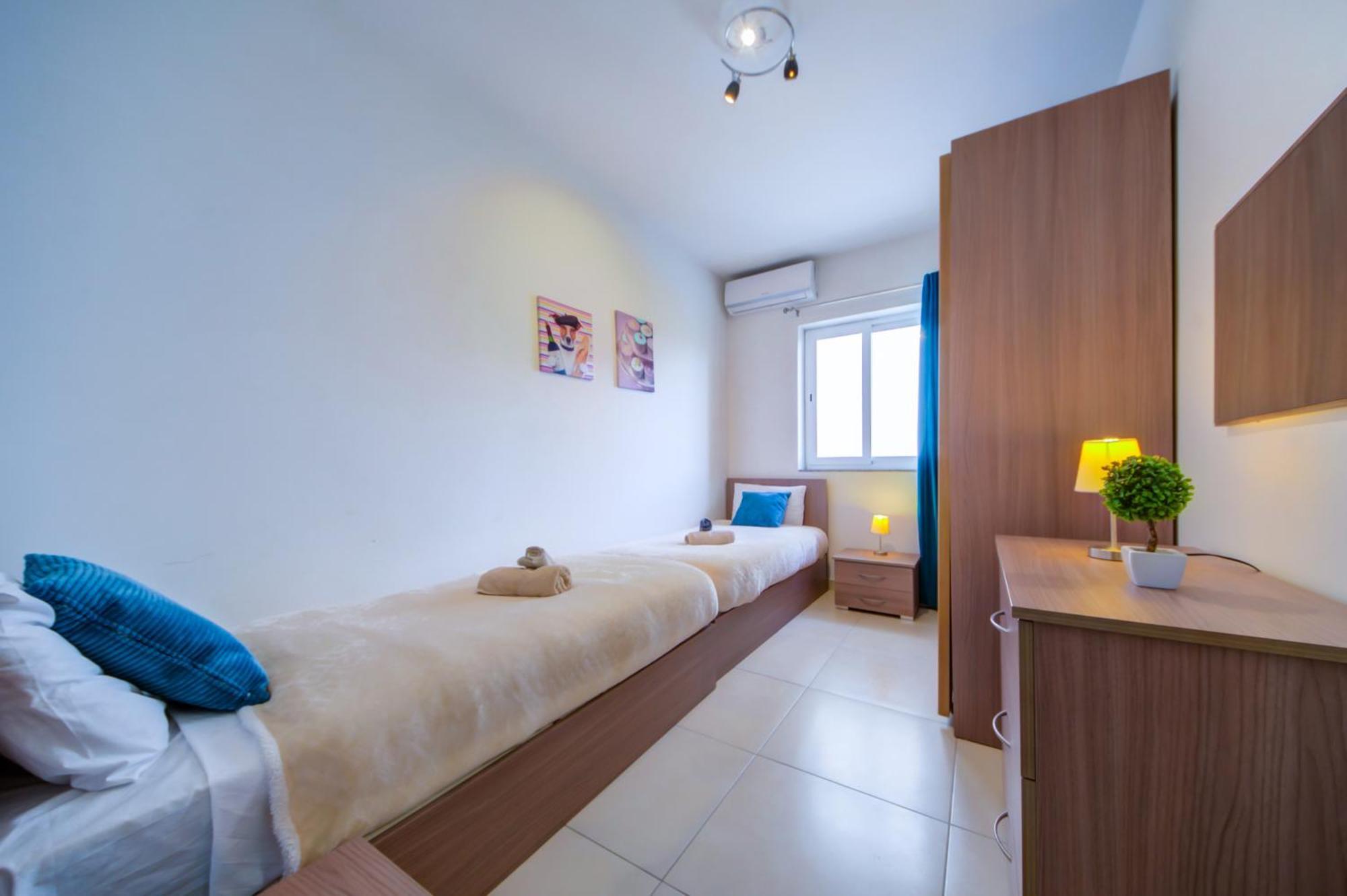 Prime Location, Modern Apartment In St Julian'S, Paceville, Apt 8 By Vaganza San Ġiljan Exterior foto